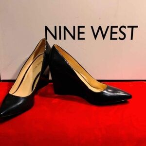 Size 7  charol (shiny)wedge heels